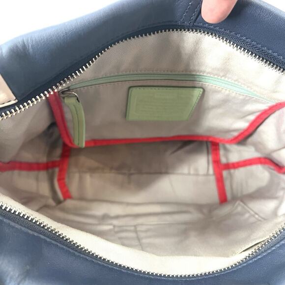 Coach Navy Blue / Ivory Leather Legacy Weekend Hobo Shoulder Bag Purse - Picture 13 of 14